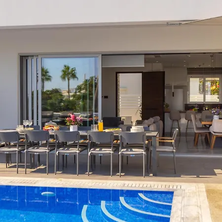 Fig Tree Bay Residences 6 Villa