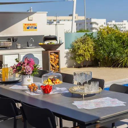 Villa Fig Tree Bay Residences 6 *