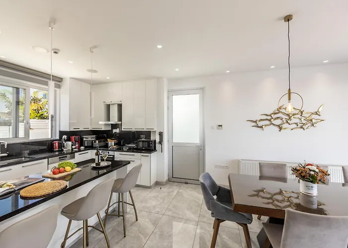 Fig Tree Bay Residences 6 Villa *