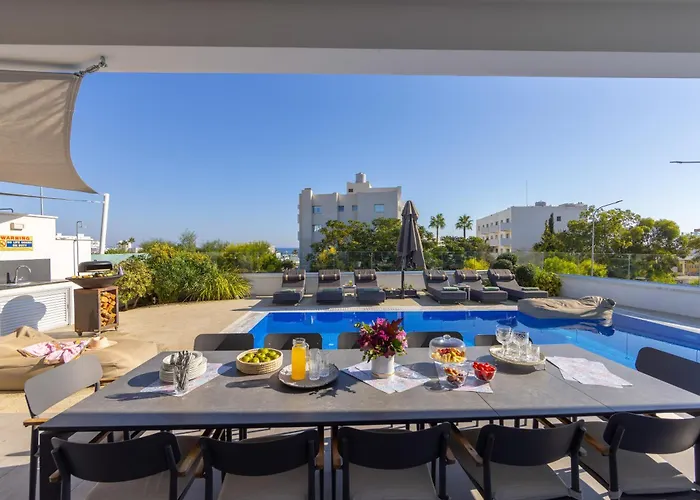 Fig Tree Bay Residences 6 *