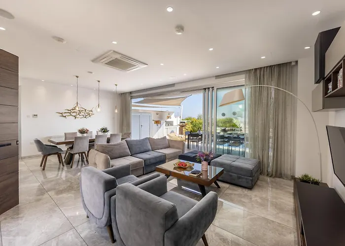 Fig Tree Bay Residences 6