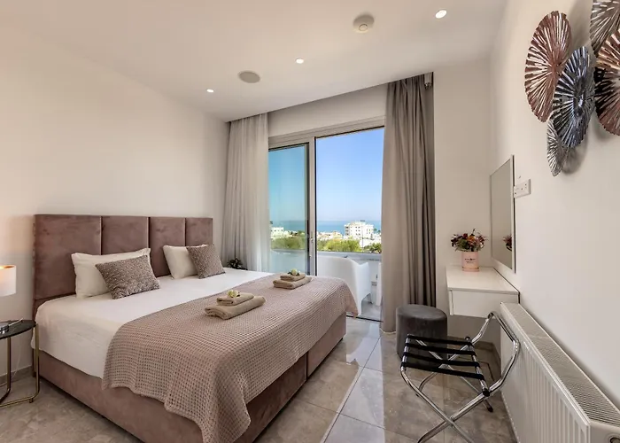 Fig Tree Bay Residences 6 * 프로타라스