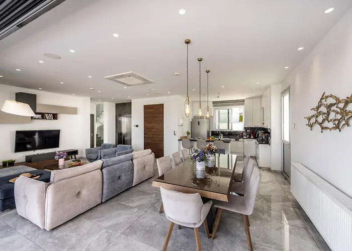 Fig Tree Bay Residences 6