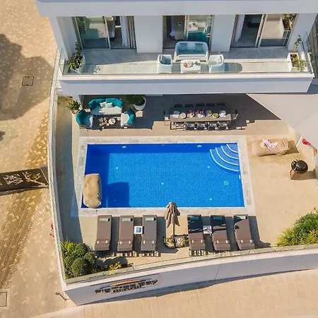 Fig Tree Bay Residences 6 Villa *