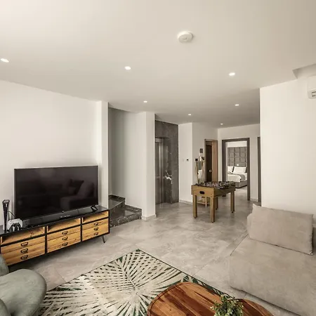 Fig Tree Bay Residences 6 *