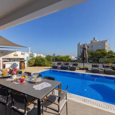 Fig Tree Bay Residences 6 * Πρωταράς